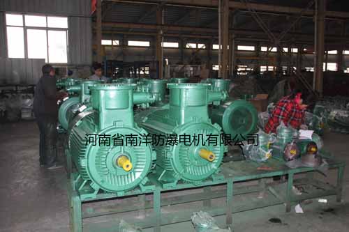 南洋防爆電機廠工人工作圖片